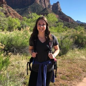 Meet your Posher, Lauren